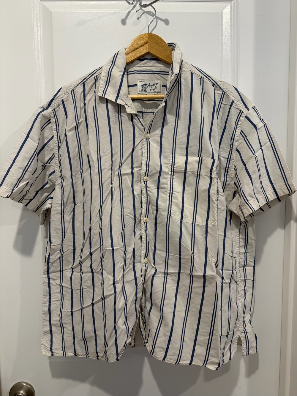 American Eagle Outfitters Short-Sleeve Camp Collar Shirt in White and Navy